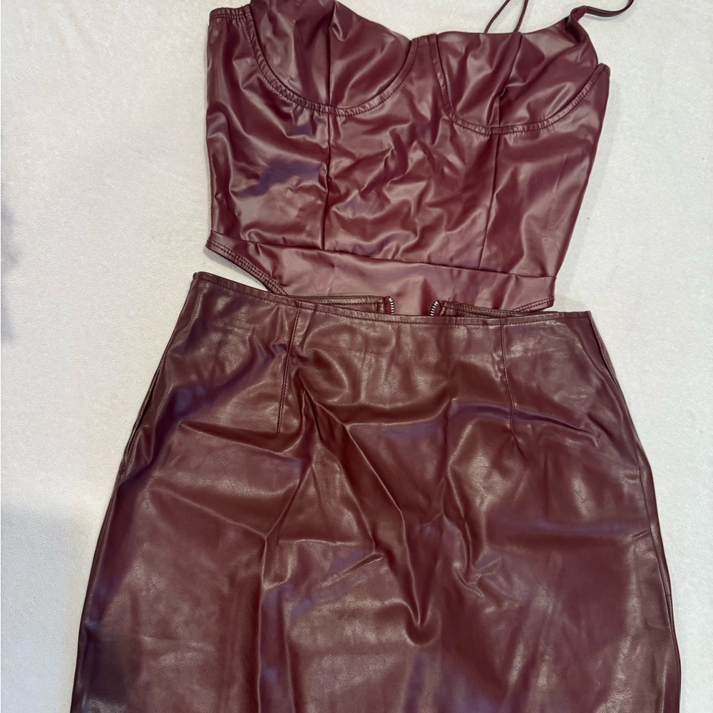 Elegant Burgundy Set